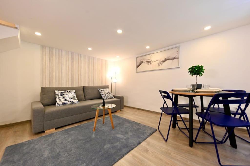 Cute Gallery Flat In Kiraly Street Budapesta